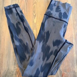 Lululemon Luxtreme tie dye leggings